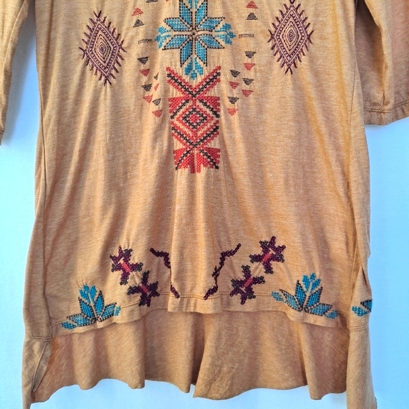Johnny Was Mustard Western Aztec Tribal 3/4 Sleeve Embroidered Tunic Top szM - Picture 5 of 9